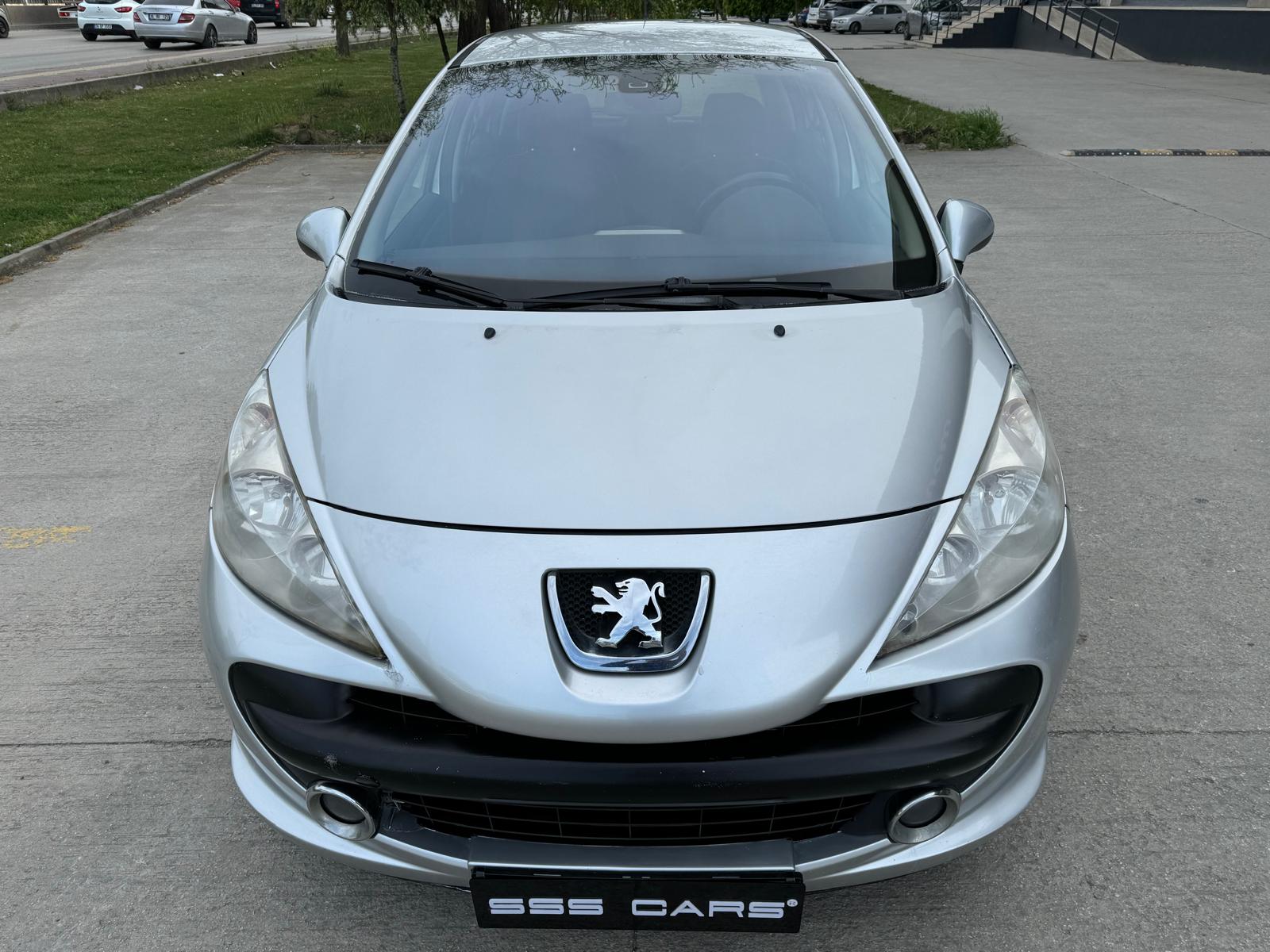 PEUGEOT 207